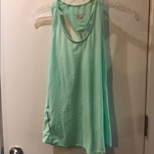 Road runner sports running tank